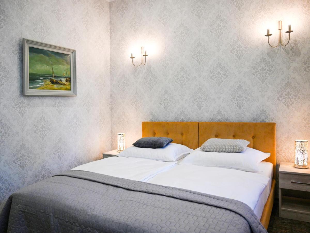 Hotel apartamentowy Zamek W Krokowej 3*